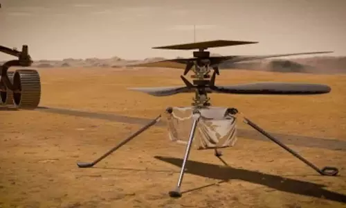 NASA ने मंगल ग्रह पर खड़े इंजीन्यूटी हेलीकॉप्टर की जांच की