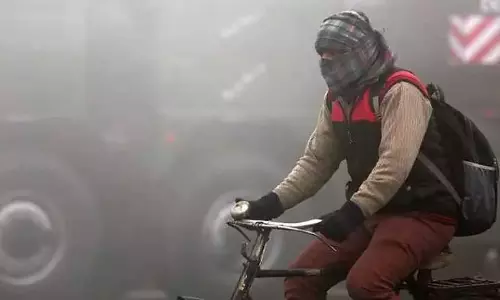 Assam : पूर्वोत्तर भारत में शीतलहर का प्रकोप, कई इलाकों में तापमान 10 डिग्री सेल्सियस से नीचे पहुंचा