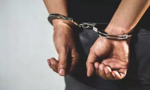 Kasaragod: अवैध मदरसा निर्माण मामले में 3 नगरपालिका अधिकारियों के खिलाफ मामला दर्ज