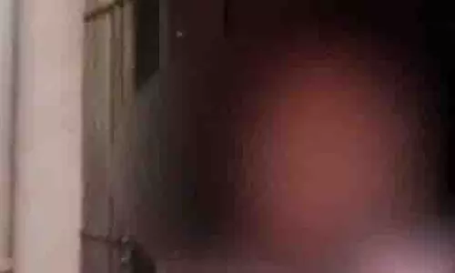 CBI ने अपना काम नहीं किया: आरोपी को जमानत मिलने से हत्यारोपी प्रशिक्षु डॉक्टर की मां निराश CBI ने अपना काम नहीं किया: आरोपी को जमानत मिलने से हत्यारोपी प्रशिक्षु डॉक्टर की मां निराश