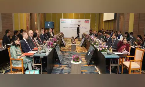गुजरात के GIFT सिटी में तीसरी भारत-ब्रिटेन वित्तीय बाजार वार्ता आयोजित हुई गुजरात के GIFT सिटी में तीसरी भारत-ब्रिटेन वित्तीय बाजार वार्ता आयोजित हुई