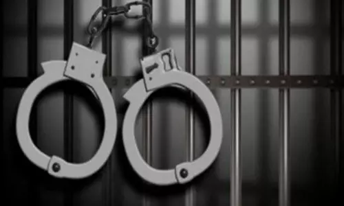 BSF मेघालय ने तस्करी की कोशिश को नाकाम किया, शिलांग में बांग्लादेशी नागरिक को पकड़ा BSF मेघालय ने तस्करी की कोशिश को नाकाम किया, शिलांग में बांग्लादेशी नागरिक को पकड़ा