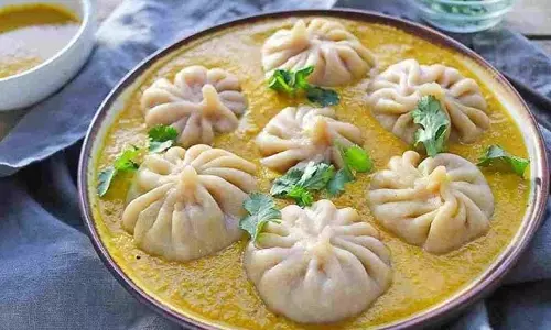 झोल मोमोज : नेपाल की फेमस डिश से दें अपनों को ट्रीट झोल मोमोज : नेपाल की फेमस डिश से दें अपनों को ट्रीट