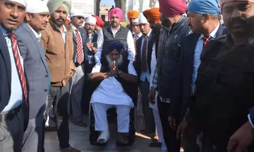 Priest, ने सुखबीर की प्रायश्चित स्वीकार की, क्षमादान दिया Priest, ने सुखबीर की प्रायश्चित स्वीकार की, क्षमादान दिया