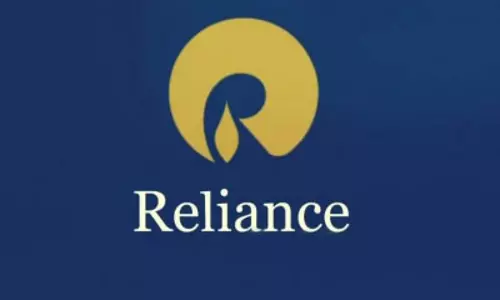 रिलायंस इंडस्ट्रीज में नहीं रुक रही गिरावट, 10 साल में पहली बार नकारात्मक रिटर्न देने को तैयार शेयर रिलायंस इंडस्ट्रीज में नहीं रुक रही गिरावट, 10 साल में पहली बार नकारात्मक रिटर्न देने को तैयार शेयर