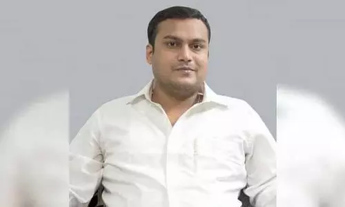 Assam : राजदीप गोआला ने बकाया भुगतान को लेकर चाय बागान मजदूरों के विरोध प्रदर्शन का नेतृत्व किया Assam : राजदीप गोआला ने बकाया भुगतान को लेकर चाय बागान मजदूरों के विरोध प्रदर्शन का नेतृत्व किया