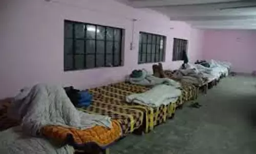 Varanasi: अपर जिलाधिकारी वित्त और राजस्व वंदिता श्रीवास्तव ने रैन बसेरों का जाना हाल