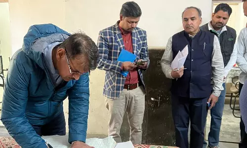 Churu: पीएचईडी एसई कार्यालय व डाइट का निरीक्षण, दिए निर्देश
