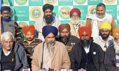 तीसरे प्रयास में Punjab के 101 किसान आज दिल्ली की ओर कूच करेंगे तीसरे प्रयास में Punjab के 101 किसान आज दिल्ली की ओर कूच करेंगे