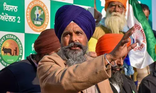 Pandher ने पूछा, पैदल चल रहे 101 किसान राष्ट्रीय शांति के लिए कैसे खतरा पैदा कर रहे