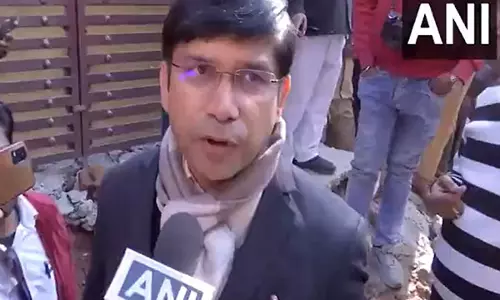 Uttar Pradesh: संभल में फिर से खोले गए मंदिर के पास कुआं मिला