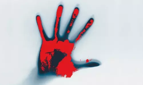 Agra: अवैध संबंध छुपाने को लेकट मां और चाचा पर हत्या का आरोप Agra: अवैध संबंध छुपाने को लेकट मां और चाचा पर हत्या का आरोप