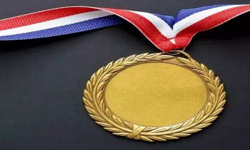 Motihari: तीन छात्राओं को मिलेगा कुलाधिपति स्वर्ण पदक Motihari: तीन छात्राओं को मिलेगा कुलाधिपति स्वर्ण पदक