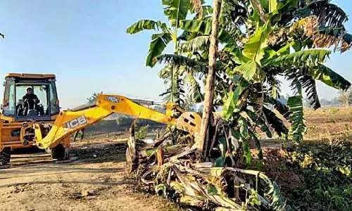 Assam सरकार ने ग्वालपाड़ा में बेदखली अभियान चलाया