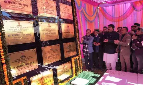 Sukhu ने शिमला के कुपवी में 2,171 महिलाओं को 97 लाख रुपये वितरित किए Sukhu ने शिमला के कुपवी में 2,171 महिलाओं को 97 लाख रुपये वितरित किए