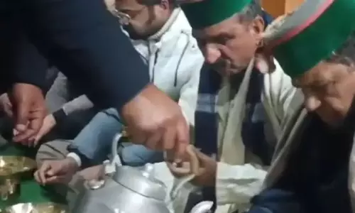 CM सुखविंदर सुक्खू ने डिनर में जंगली चिकन परोसकर विवाद खड़ा कर दिया