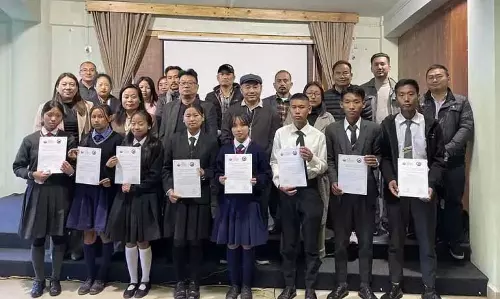 Nagaland : एसएसएन ने राज्य स्तरीय पीएम श्री स्कूल वाद-विवाद प्रतियोगिता आयोजित की Nagaland : एसएसएन ने राज्य स्तरीय पीएम श्री स्कूल वाद-विवाद प्रतियोगिता आयोजित की