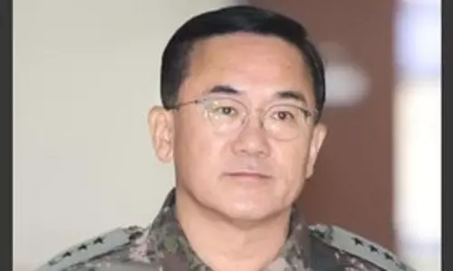 South Korea: रक्षा प्रति-खुफिया कमान के प्रमुख को मार्शल लॉ जांच में गिरफ्तार किया गया South Korea: रक्षा प्रति-खुफिया कमान के प्रमुख को मार्शल लॉ जांच में गिरफ्तार किया गया
