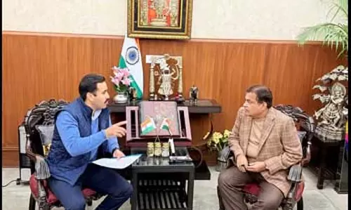 Himachal : मंत्री विक्रमादित्य सिंह ने गडकरी से वैकल्पिक घाटसनी-कुल्लू सड़क बनाने का किया आग्रह