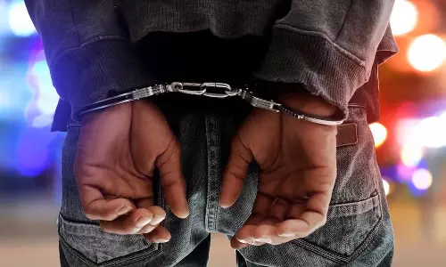 Kerala: : तेलंगाना पुलिस ने 1.86 करोड़ रुपये की ठगी करने वाले आरोपी की हिरासत मांगी
