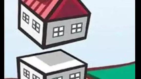 Housing society के निवासियों ने लंबित मृत्यु मामलों के समाधान की मांग की