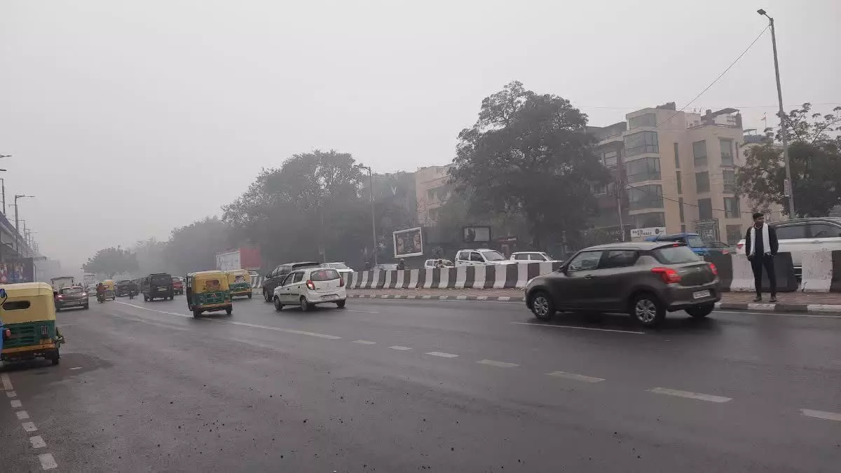 Weather: प्रदेश में बढ़ी ठंड, मैदानी इलाकों में ठंड ने बढ़ा दी मुश्किलें