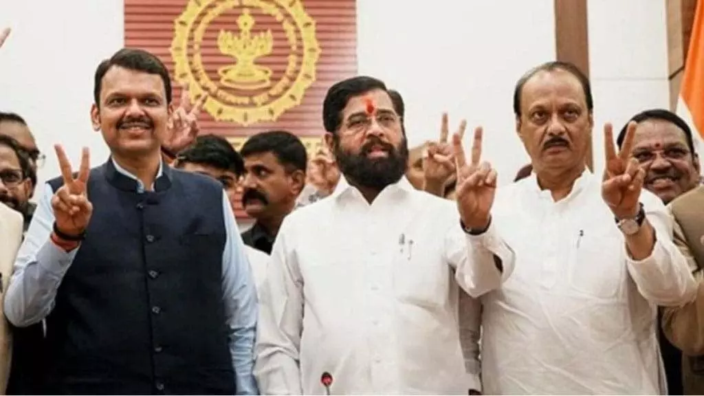मंत्रिमंडल विस्तार: नागपुर में शपथ ग्रहण समारोह, गुलदस्ते में नाम मंत्रिमंडल विस्तार: नागपुर में शपथ ग्रहण समारोह, गुलदस्ते में नाम