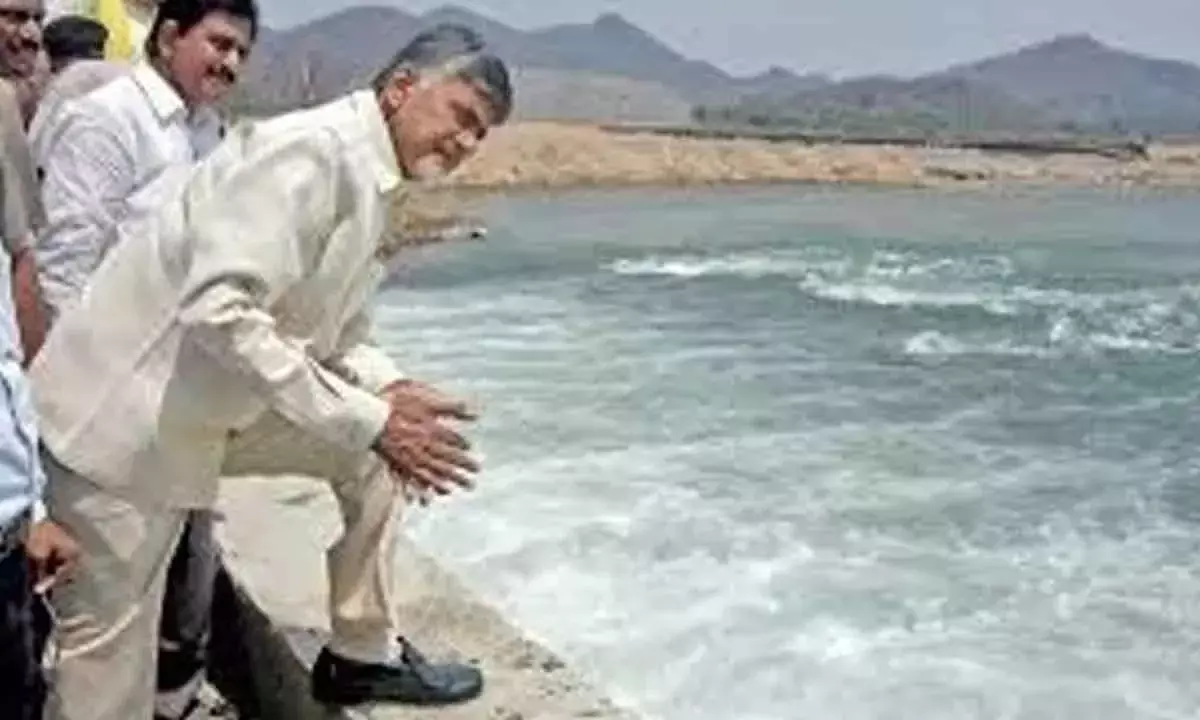 Chandrababu कल सुरक्षा उपायों के बीच पोलावरम परियोजना का निरीक्षण करेंगे