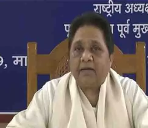 पिछड़े वर्ग को नेहरू-गांधी परिवार से ज्यादा उम्मीद नहीं रखनी चाहिए: Mayawati