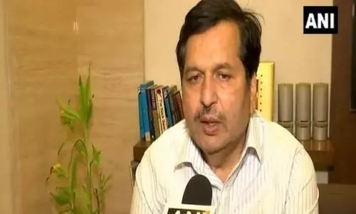 दादर हनुमान मंदिर नहीं तोड़ा जाएगा, रेलवे के नोटिस पर रोक: BJP दादर हनुमान मंदिर नहीं तोड़ा जाएगा, रेलवे के नोटिस पर रोक: BJP