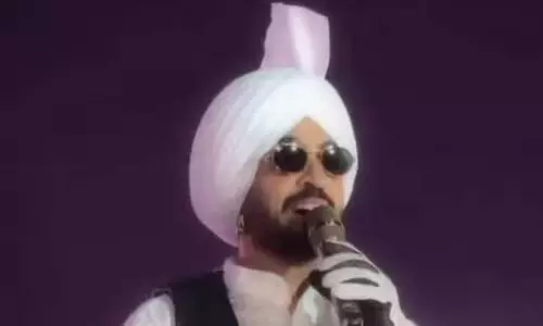 Diljit Dosanjh ने चंडीगढ़ कॉन्सर्ट में गाने के बोल में बदलाव किया Diljit Dosanjh ने चंडीगढ़ कॉन्सर्ट में गाने के बोल में बदलाव किया