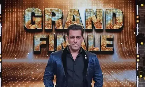 Big Boss 18 के ग्रैंड फिनाले की तारीख तय, 15 हफ्ते बाद खत्म होगा शो Big Boss 18 के ग्रैंड फिनाले की तारीख तय, 15 हफ्ते बाद खत्म होगा शो