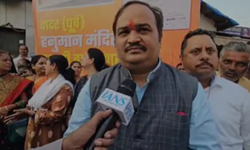 दादर ईस्ट के हनुमान मंदिर पर रेलवे का नोटिस, शिवसेना ने किया विरोध