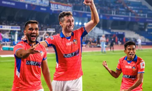 बेंगलुरू एफसी ने शानदार वापसी करके गोवा को ड्रा पर रोका बेंगलुरू एफसी ने शानदार वापसी करके गोवा को ड्रा पर रोका