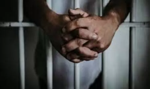 Jharkhand: ट्रेन में यात्रियों से लूटपाट, पुलिस ने 5 बदमाशों को किया गिरफ्तार