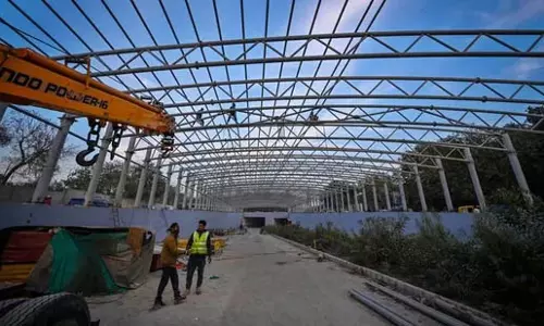 Delhi में प्रगति मैदान सुरंग पर अंतिम अंडरपास का निर्माण फिर से शुरू