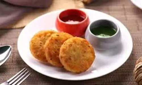 Recipe: घर पर बाजार जैसी कुरकुरी टिक्की बनाना होगा आसान, आजमाएं ये ट्रिक
