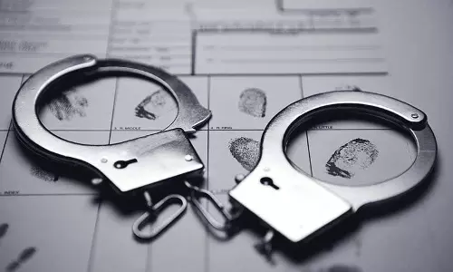 Haryana राज्य महिला आयोग की उपाध्यक्ष और ड्राइवर एक लाख रुपये की रिश्वत Haryana राज्य महिला आयोग की उपाध्यक्ष और ड्राइवर एक लाख रुपये की रिश्वत
