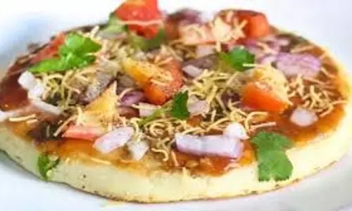 Pizza Recipe:  बिना माइक्रोवेव के इस आसान तरीके से घर पर बनाएं पिज़्ज़ा