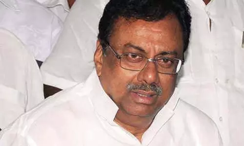 नेताओं ने ईवीकेएस एलंगोवन के निधन पर शोक व्यक्त किया नेताओं ने ईवीकेएस एलंगोवन के निधन पर शोक व्यक्त किया