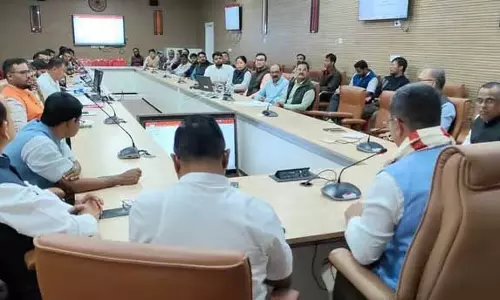 Assam : कछार जिले में सरकारी योजनाओं की प्रगति का आकलन करने के लिए
