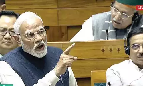 Nagaland : भ्रष्टाचार शून्य, धर्म आधारित कोटा नहीं प्रधानमंत्री मोदी ने 11 संकल्पों की रूपरेखा बताई Nagaland : भ्रष्टाचार शून्य, धर्म आधारित कोटा नहीं प्रधानमंत्री मोदी ने 11 संकल्पों की रूपरेखा बताई