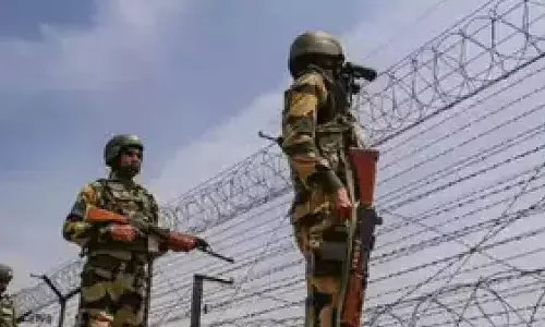 Meghalaya में 7 बांग्लादेशी नागरिकों को पकड़ा Meghalaya में 7 बांग्लादेशी नागरिकों को पकड़ा