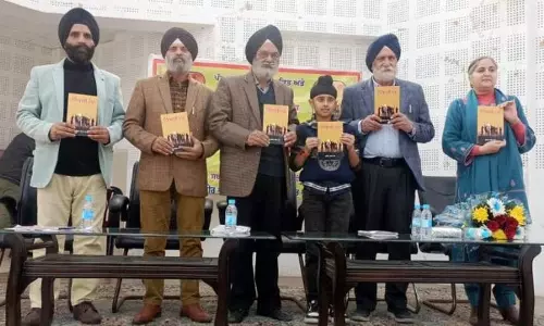 JKAACL ने उपन्यासकार भूपिंदर सिंह रैना के साथ रु-बा-रू का आयोजन किया