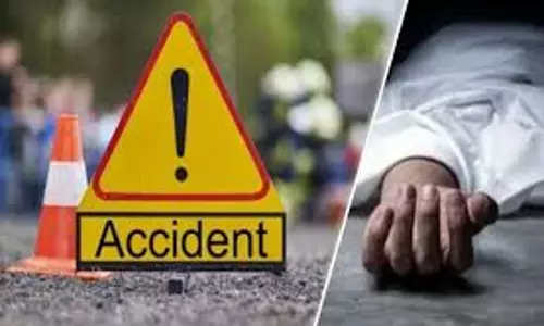 Lalitpur: ऑटो और कंटेनर की टक्कर, दो महिलाओं समेत एक बच्चे की मौत; दर्जनों घायल