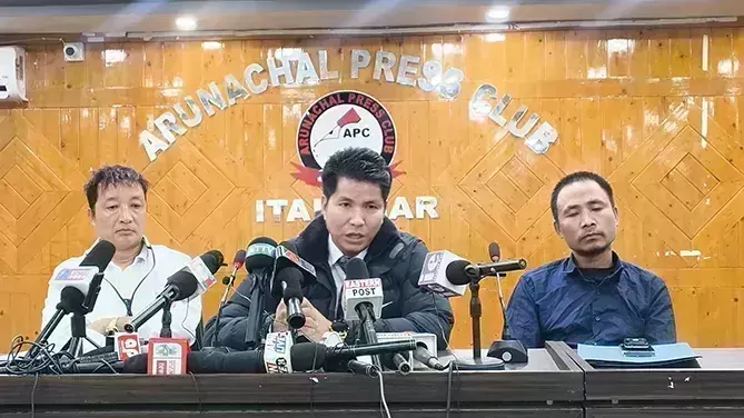 ADP ने रीव में सीएपीएफ की तैनाती का विरोध किया ADP ने रीव में सीएपीएफ की तैनाती का विरोध किया