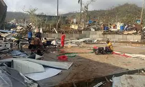 Cyclone चिडो ने फ्रांस के मायोट द्वीपसमूह पर हमला किया, हुई 14 लोगों की मौत Cyclone चिडो ने फ्रांस के मायोट द्वीपसमूह पर हमला किया, हुई 14 लोगों की मौत