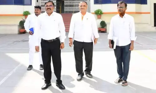 Wanaparthy जिले में ग्रुप-2 पेपर 1, 2 की परीक्षा का पहला दिन व्यस्तता के साथ समाप्त Wanaparthy जिले में ग्रुप-2 पेपर 1, 2 की परीक्षा का पहला दिन व्यस्तता के साथ समाप्त