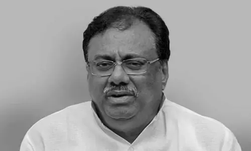 कांग्रेस के वरिष्ठ नेता EVKS Elangovan का राजकीय सम्मान के साथ अंतिम संस्कार किया गया