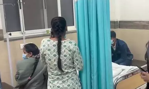 BIG BREAKING: कोचिंग सेंटर में जहरीली गैस का रिसाव, 24 स्टूडेंट्स हुए बेहोश BIG BREAKING: कोचिंग सेंटर में जहरीली गैस का रिसाव, 24 स्टूडेंट्स हुए बेहोश